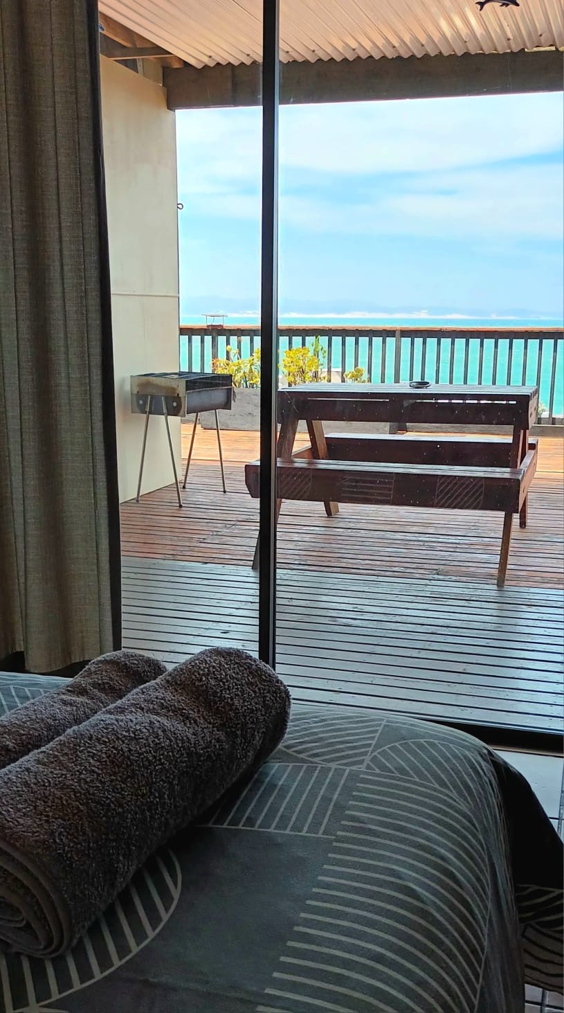 To Let 2 Bedroom Property for Rent in Wavecrest Eastern Cape